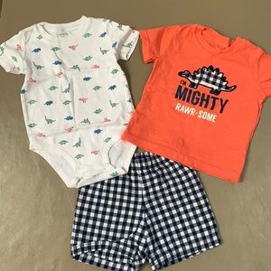 Carter’s 24 Month boys Shorts, tshirt & onesie outfit (3pieces) Dinosaur theme